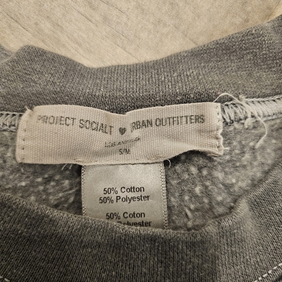 Urban Outfitters Gray Skeleton Graphic Sweatshirt - Picture 3 of 3